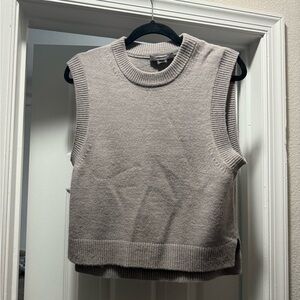 French Connection Gray Sleeveless Sweater